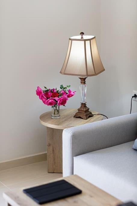 Aretousa Apt, Next To The Beach! 雷斯蒙