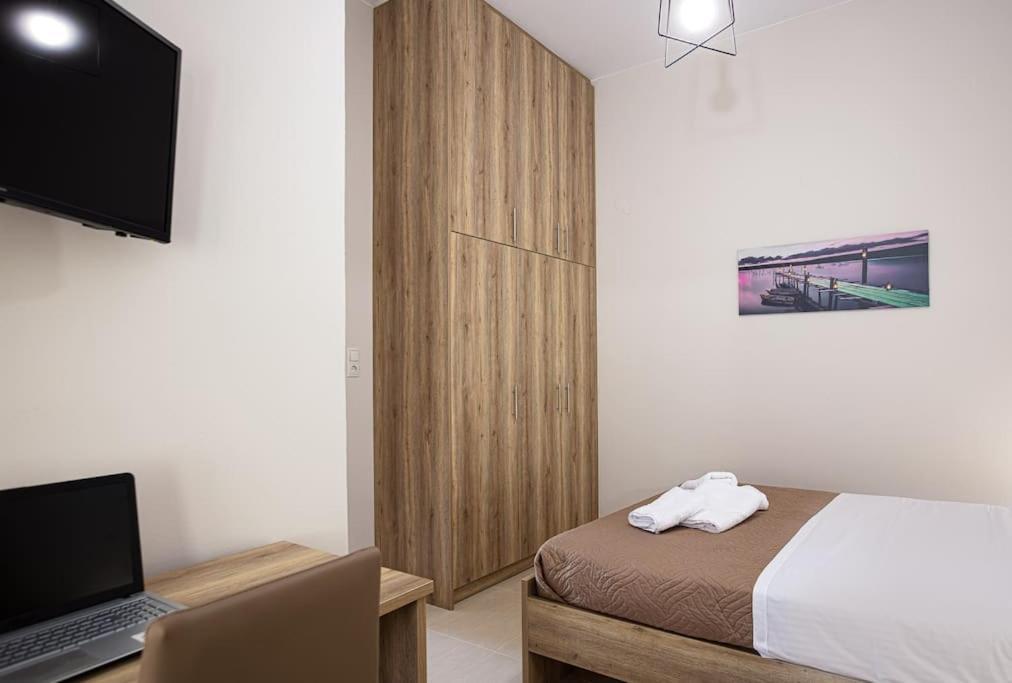 Aretousa Apt, Next To The Beach!